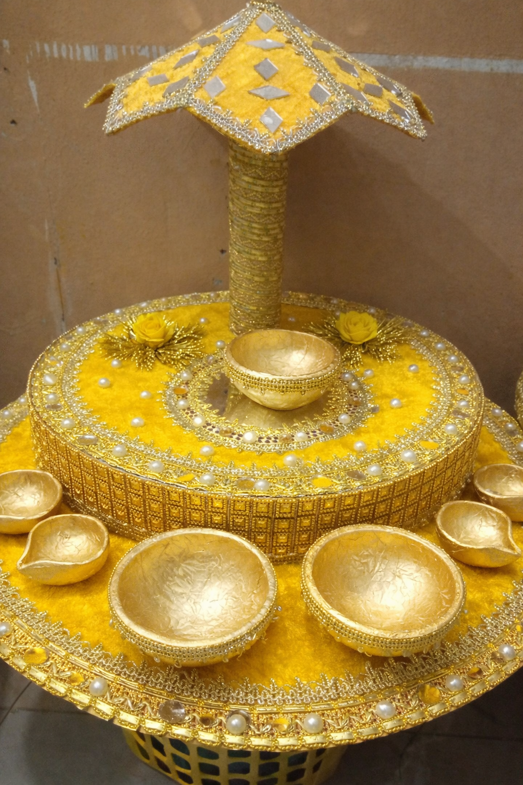 Mehndi Thaal Set – Traditional Mehndi & Haldi Decor