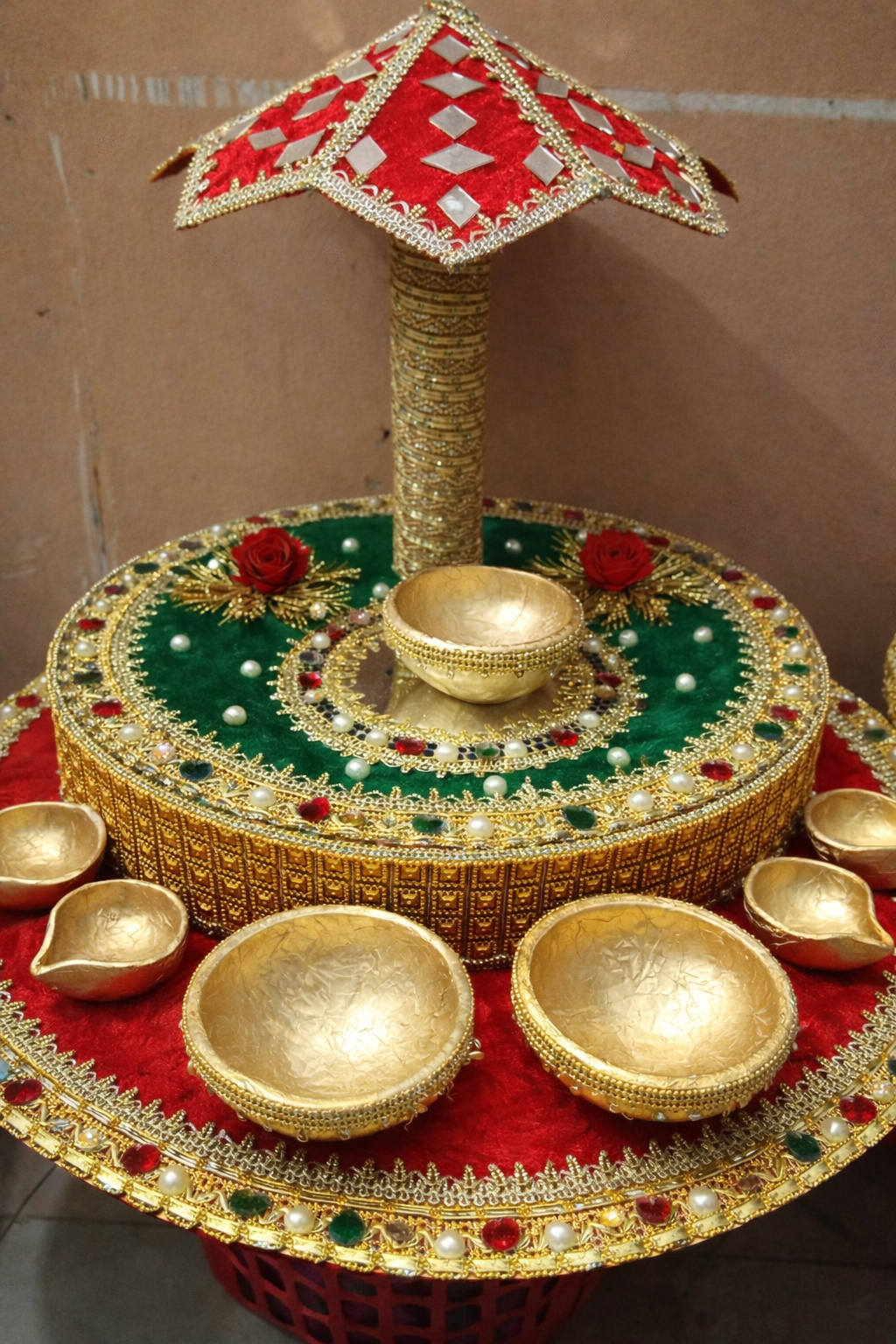 Mehndi Thaal Set – Traditional Mehndi & Haldi Decor